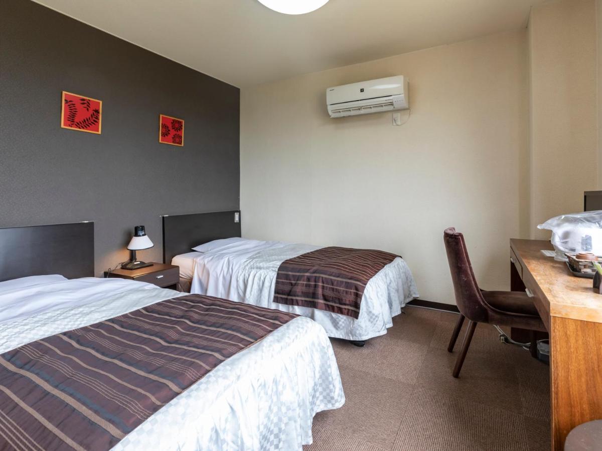 Tabist Hotel Kurama Хиконе Екстериор снимка